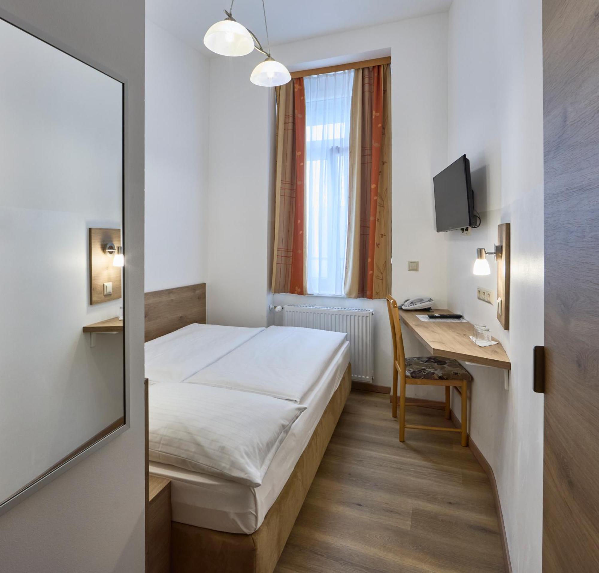 Hotel Terminus 3*